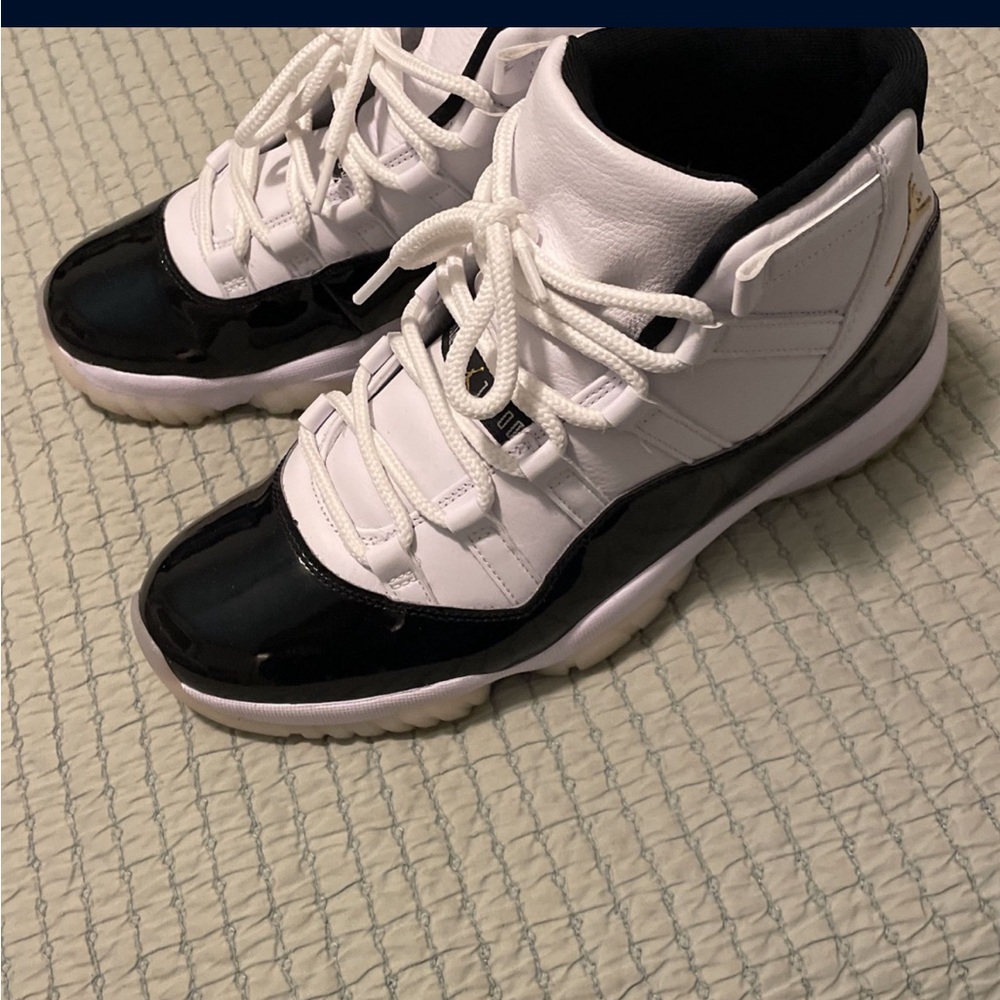 Men Nike Air Jordan Retro 1’s and 11’s